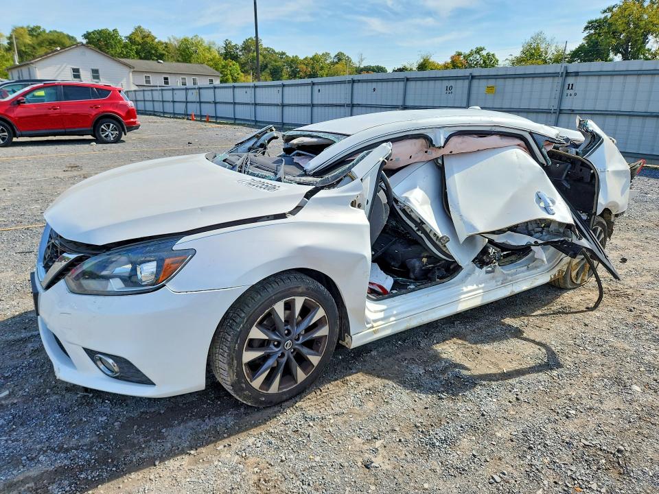 2016 Nissan Sentra მანქანა იყიდება აუქციონზე, vin: 3N1AB7AP0GY267404, აუქციონის ნომერი: 71225506