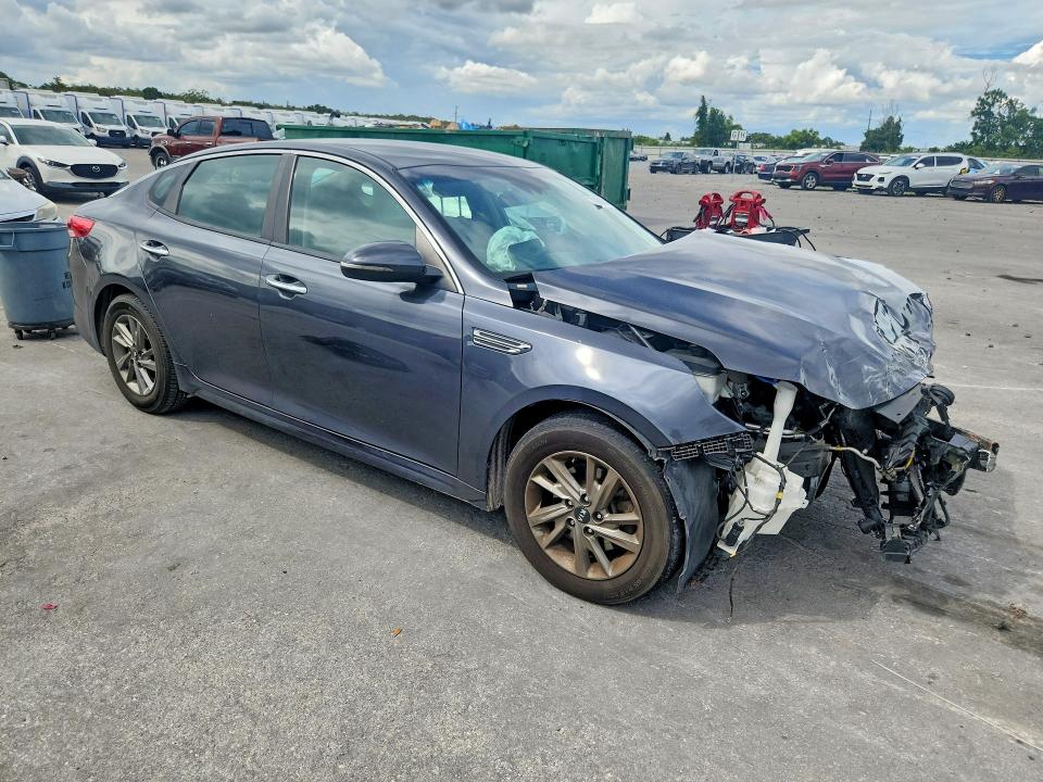 71098066 :رقم المزاد ، 5XXGT4L3XKG304392 vin ، 2019 Kia Optima مزاد بيع