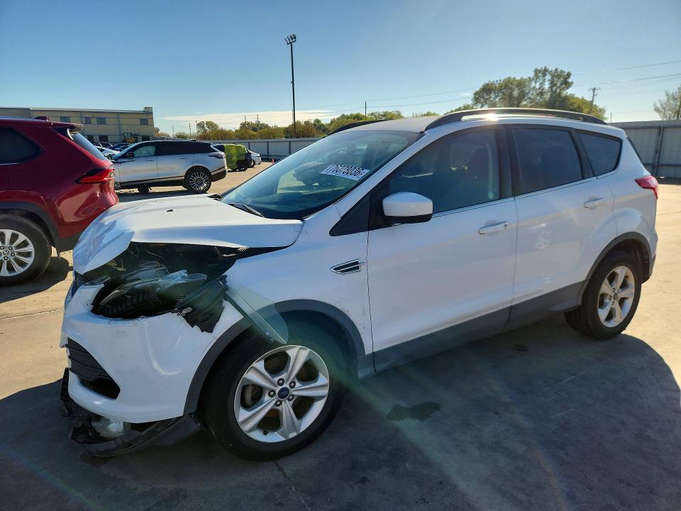 2015 Ford Escape მანქანა იყიდება აუქციონზე, vin: 1FMCU0G75FUA12176, აუქციონის ნომერი: 70378036