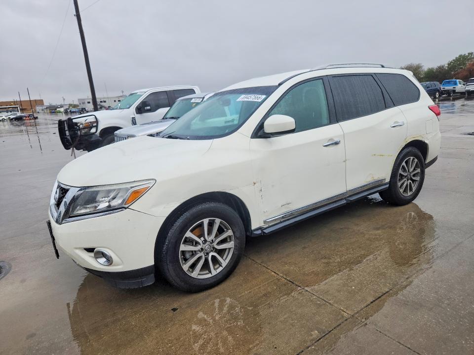 Auction sale of the 2014 Nissan Pathfinder, vin: 5N1AR2MM0EC621369, lot number: 69457566