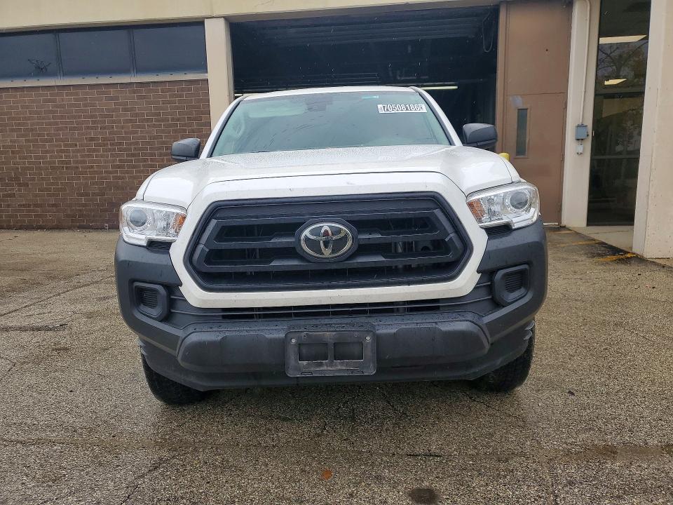 70508186 :رقم المزاد ، 3TYRX5GNXNT047790 vin ، 2022 Toyota Tacoma مزاد بيع