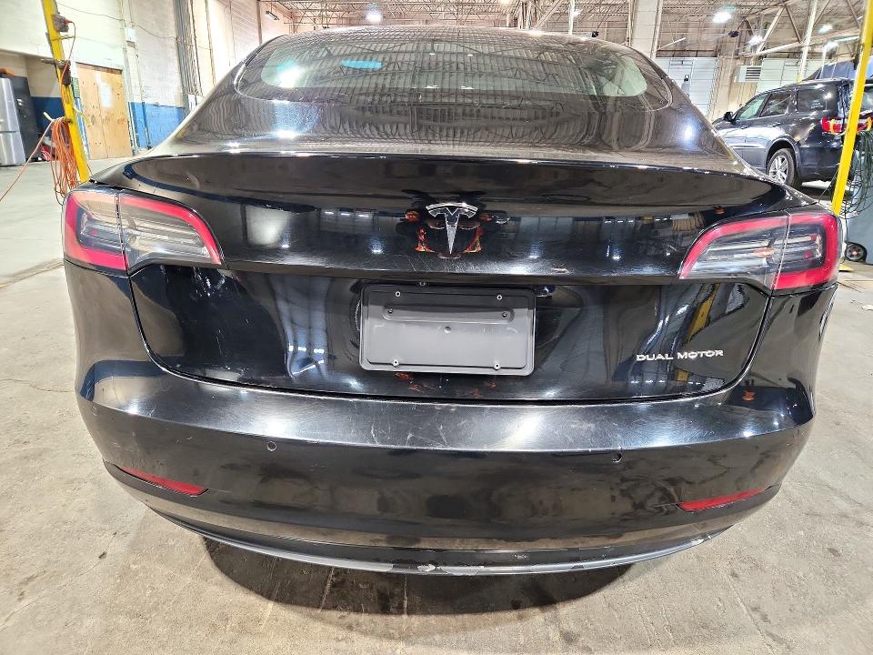 Продажа на аукционе авто 2022 Tesla Model 3, vin: 5YJ3E1EB0NF286827, номер лота: 72379496