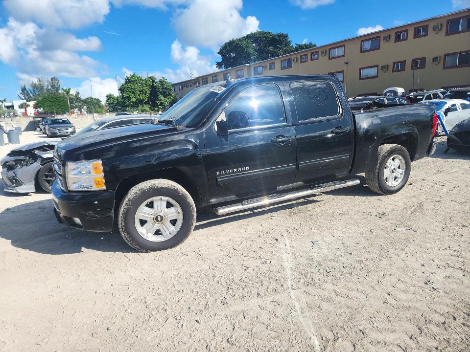 73507346 :رقم المزاد ، 3GCPKSE70DG179779 vin ، 2013 Chevrolet Silverado مزاد بيع