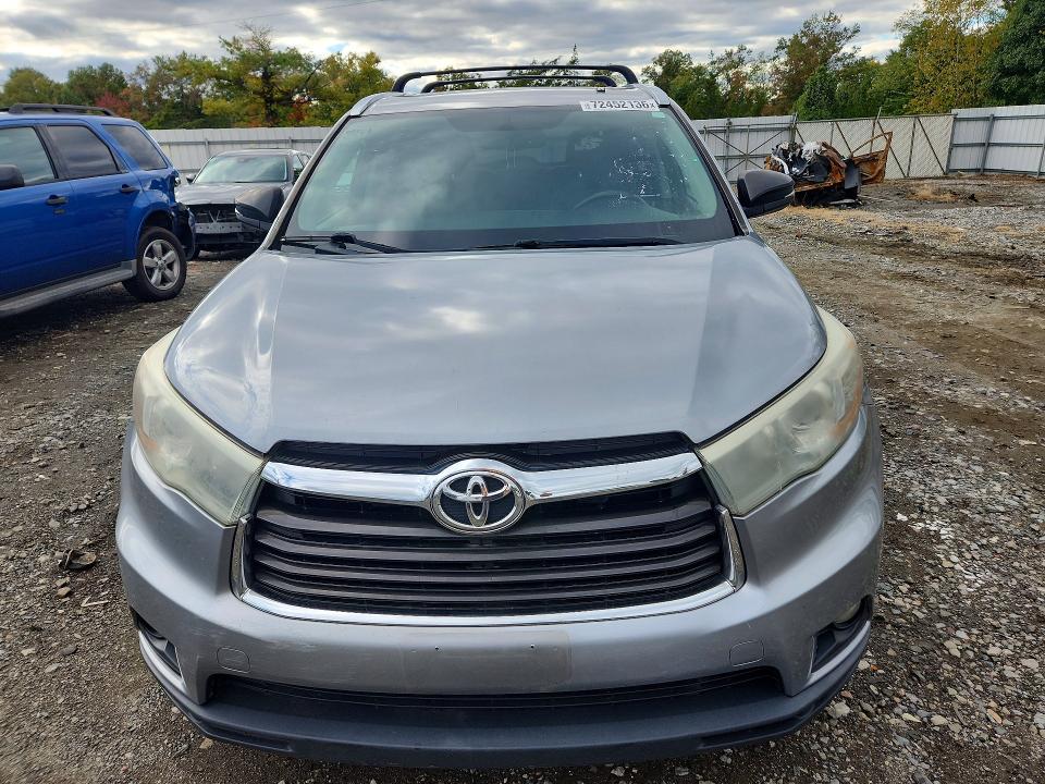 2015 Toyota Highlander მანქანა იყიდება აუქციონზე, vin: 5TDJKRFH6FS086033, აუქციონის ნომერი: 72452136