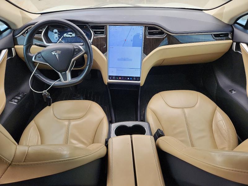 71671896 :رقم المزاد ، 5YJSA1AC1DFP10231 vin ، 2013 Tesla Model S مزاد بيع