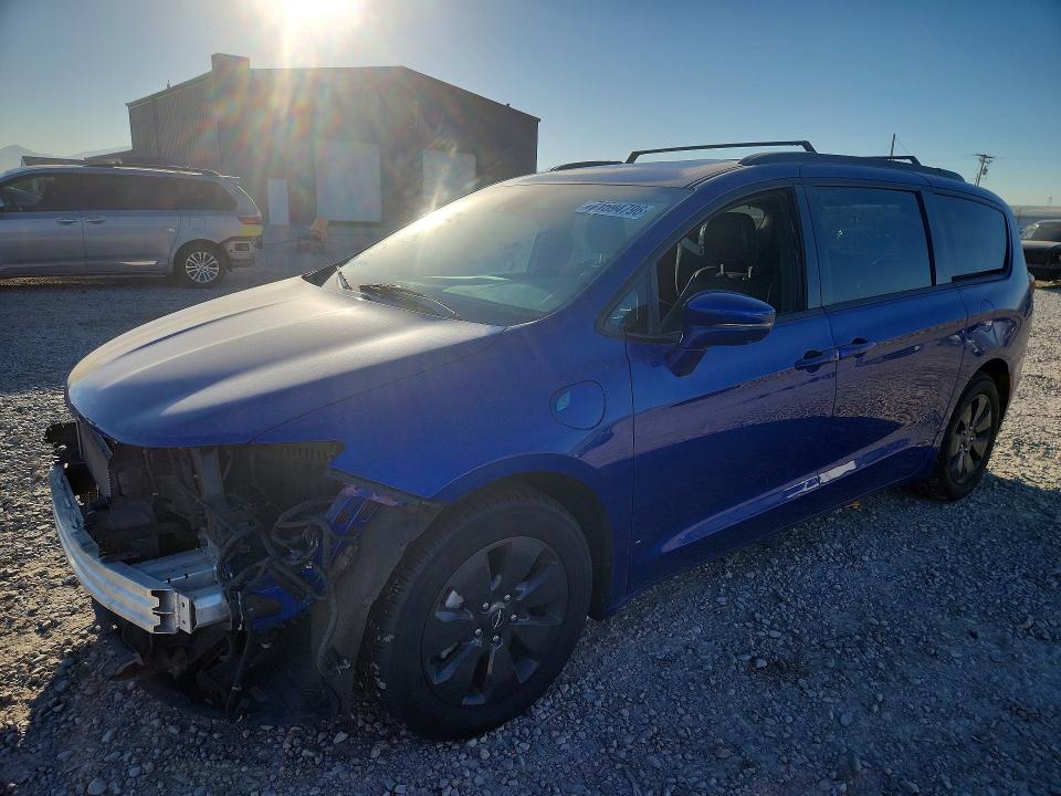 Продажа на аукционе авто 2020 Chrysler Pacifica, vin: 2C4RC1N70LR287800, номер лота: 71594796
