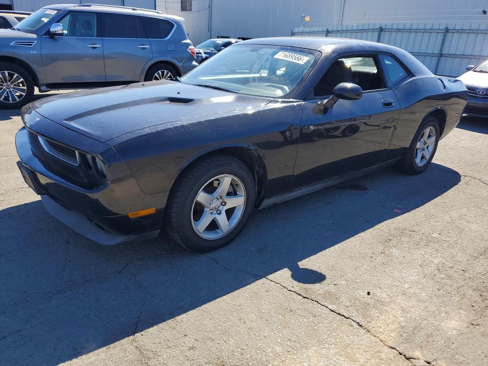 2010 Dodge Challenger მანქანა იყიდება აუქციონზე, vin: 2B3CJ4DV1AH218907, აუქციონის ნომერი: 71689566