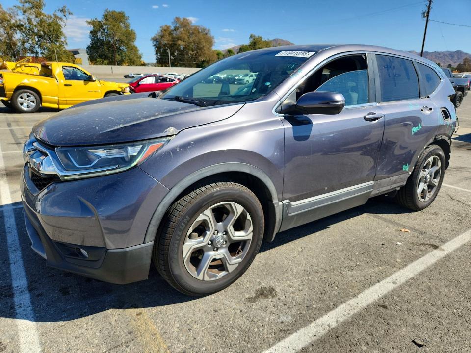 Продаж на аукціоні авто 2017 Honda Cr-v, vin: 5J6RW1H88HL006638, номер лоту: 71941036