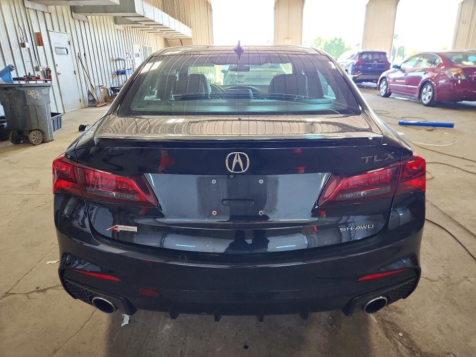 Aukcja sprzedaży 2018 Acura Tlx, vin: 19UUB3F62JA005822, numer aukcji: 71754216