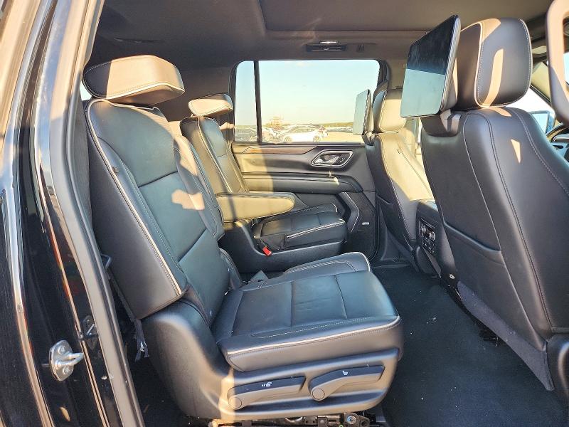 73103206 :رقم المزاد ، 1GNSKFKD6MR217020 vin ، 2021 Chevrolet Suburban مزاد بيع