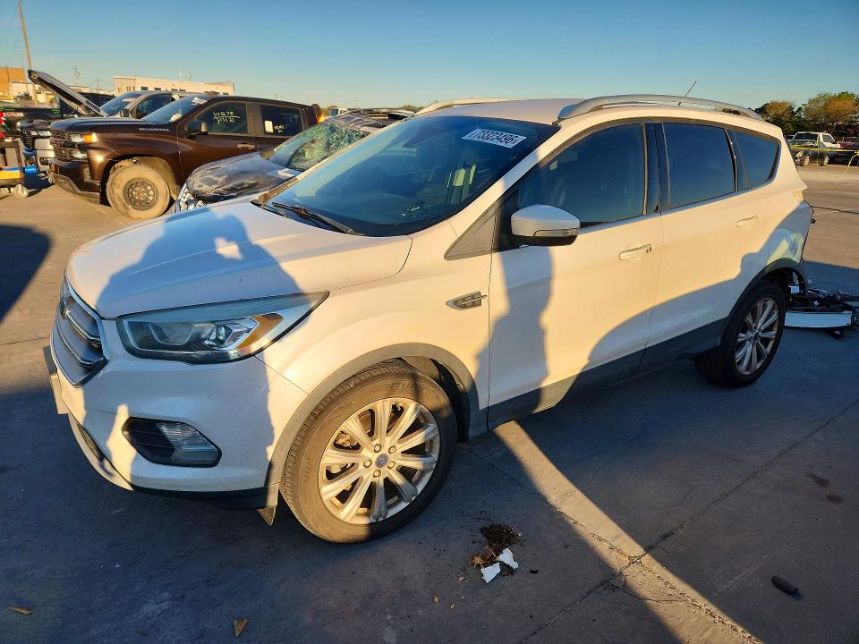 Продажа на аукционе авто 2017 Ford Escape, vin: 1FMCU9J92HUD21296, номер лота: 73323496