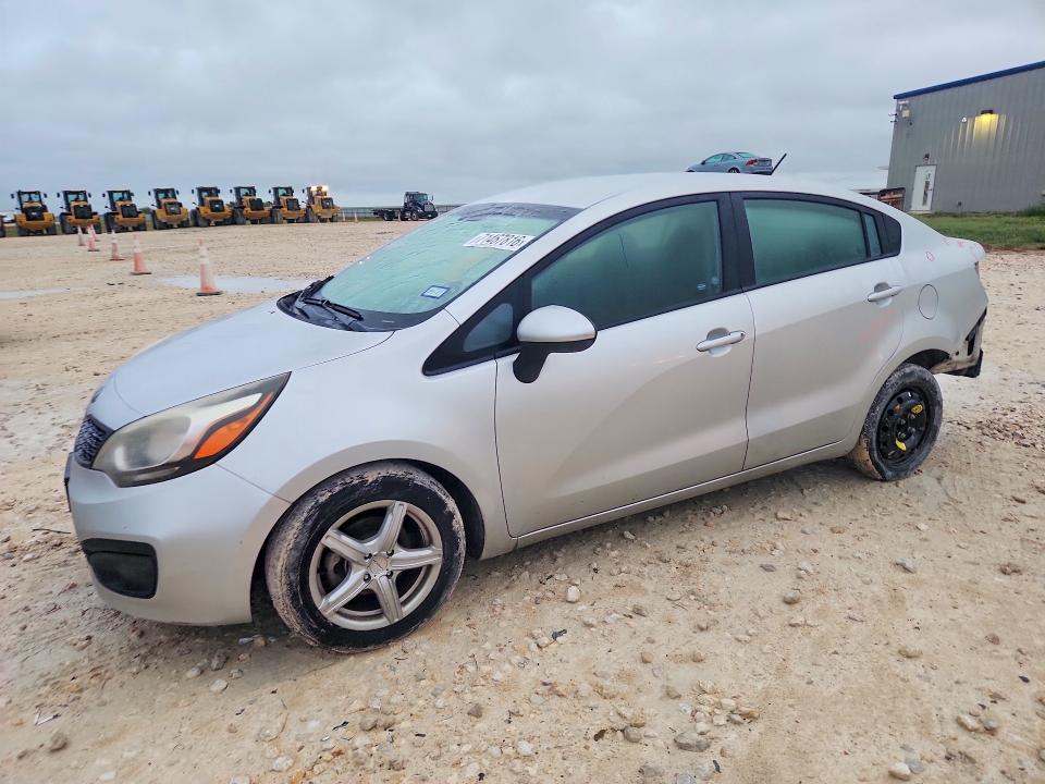 71467816 :رقم المزاد ، KNADM4A39D6238984 vin ، 2013 Kia Rio مزاد بيع