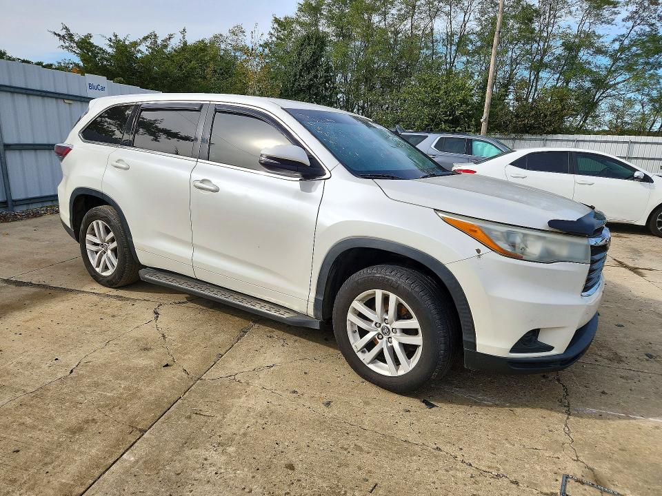 2016 Toyota Highlander მანქანა იყიდება აუქციონზე, vin: 5TDZARFH2GS021218, აუქციონის ნომერი: 72451606