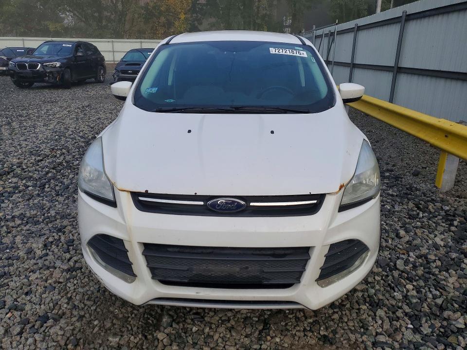 Продажа на аукционе авто 2016 Ford Escape, vin: 1FMCU9GX4GUC13654, номер лота: 72721876