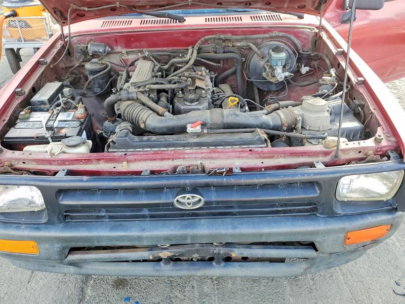 71637046 :رقم المزاد ، 4TARN81A2NZ022529 vin ، 1992 Toyota Pickup مزاد بيع