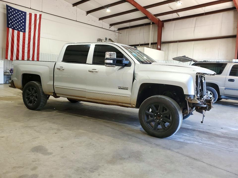 71944986 :رقم المزاد ، 3GCPCREC5JG362044 vin ، 2018 Chevrolet Silverado مزاد بيع