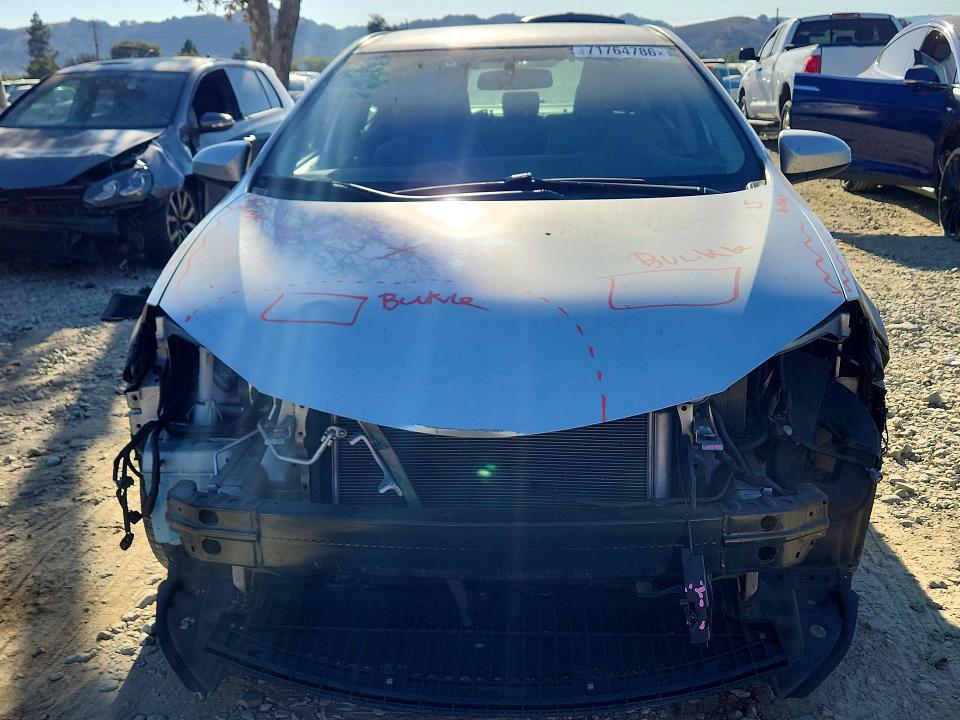2015 Toyota Corolla მანქანა იყიდება აუქციონზე, vin: 5YFBURHE2FP274509, აუქციონის ნომერი: 71764786