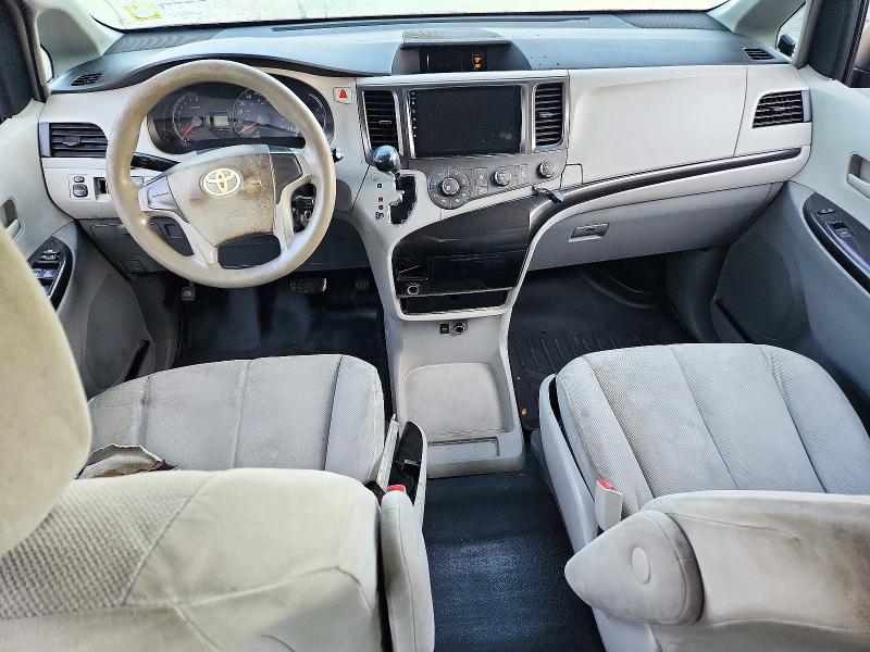 2013 Toyota Sienna მანქანა იყიდება აუქციონზე, vin: 5TDZK3DCXDS289771, აუქციონის ნომერი: 72149466