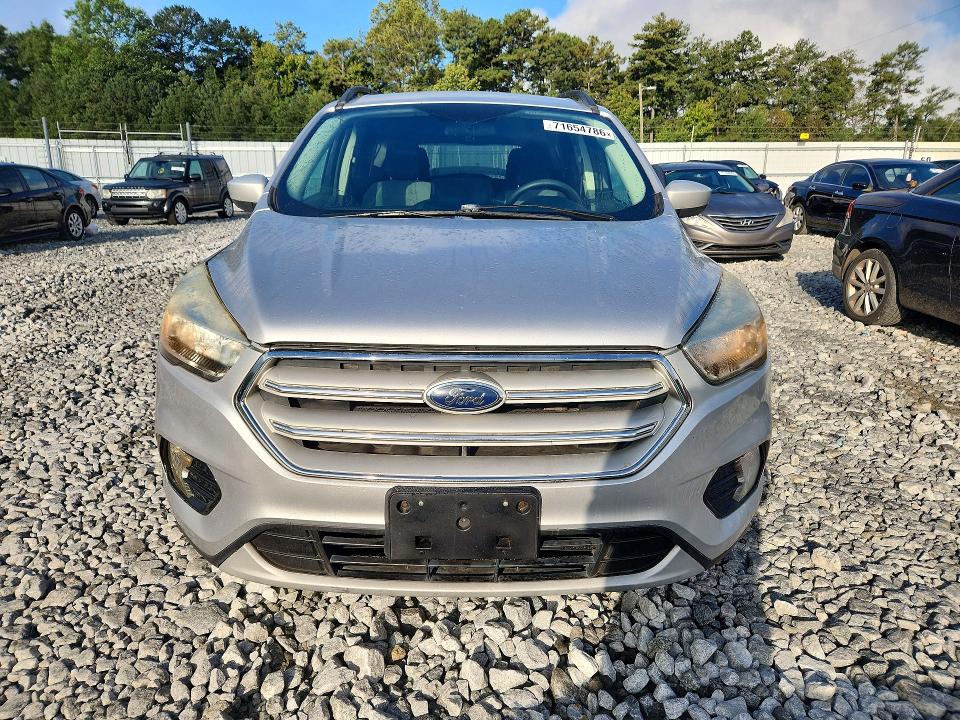 2018 Ford Escape მანქანა იყიდება აუქციონზე, vin: 1FMCU9GD9JUA50318, აუქციონის ნომერი: 71654786
