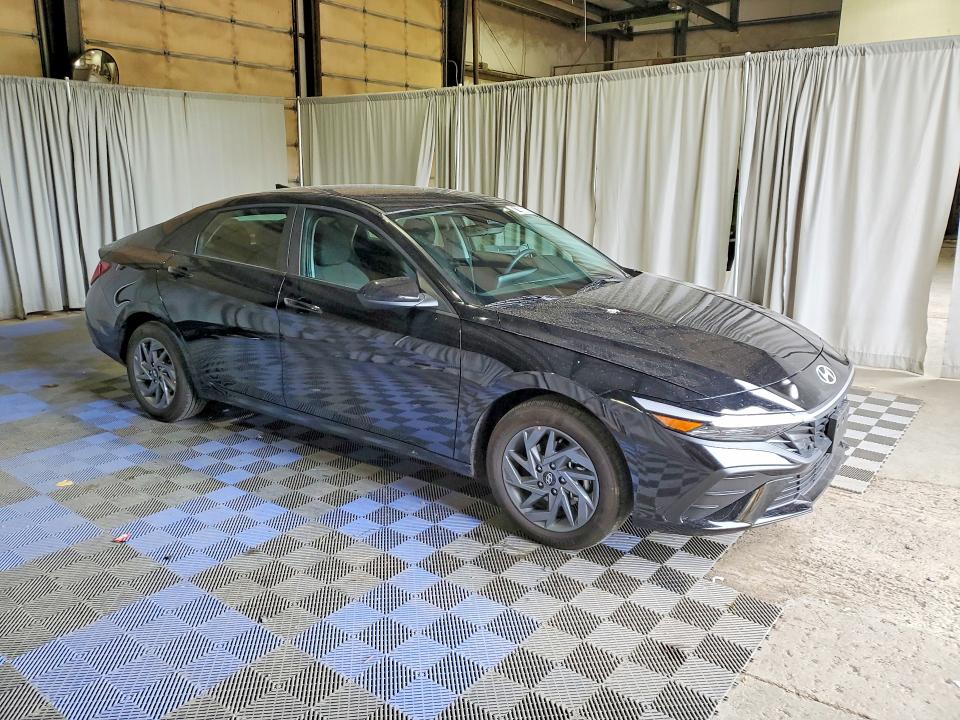 2026 Hyundai Elantra Hybrid მანქანა იყიდება აუქციონზე, vin: KMHLM4DJ6TU215046, აუქციონის ნომერი: 71460666