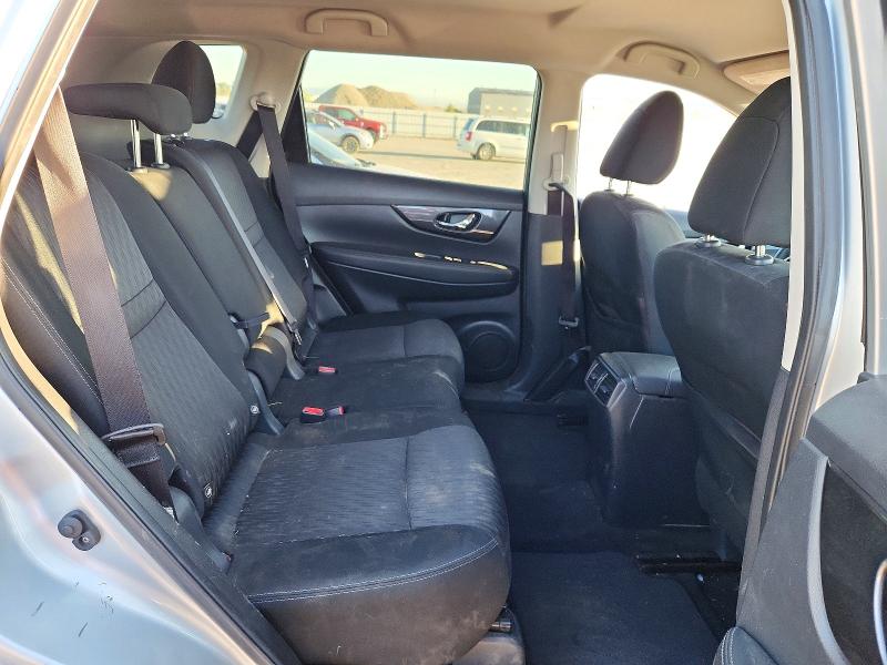 2018 Nissan Rogue მანქანა იყიდება აუქციონზე, vin: KNMAT2MV0JP568576, აუქციონის ნომერი: 71751196
