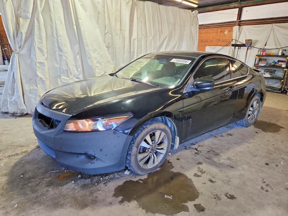 Auction sale of the 2010 Honda Accord, vin: 1HGCS1B36AA013031, lot number: 71602056