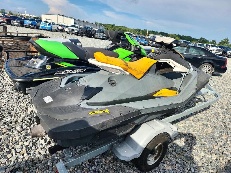 Продажа на аукционе авто 2018 Sea-doo Spark, vin: YDV88392E818, номер лота: 63550296
