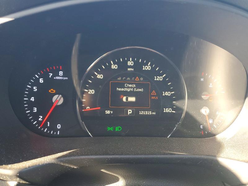 2017 Kia Sorento მანქანა იყიდება აუქციონზე, vin: 5XYPKDA57HG239187, აუქციონის ნომერი: 71541466