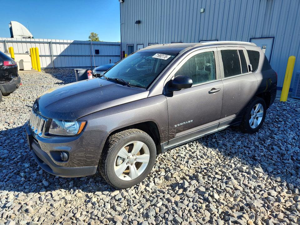 Auction sale of the 2015 Jeep Compass, vin: 1C4NJDBB1FD239101, lot number: 71993176