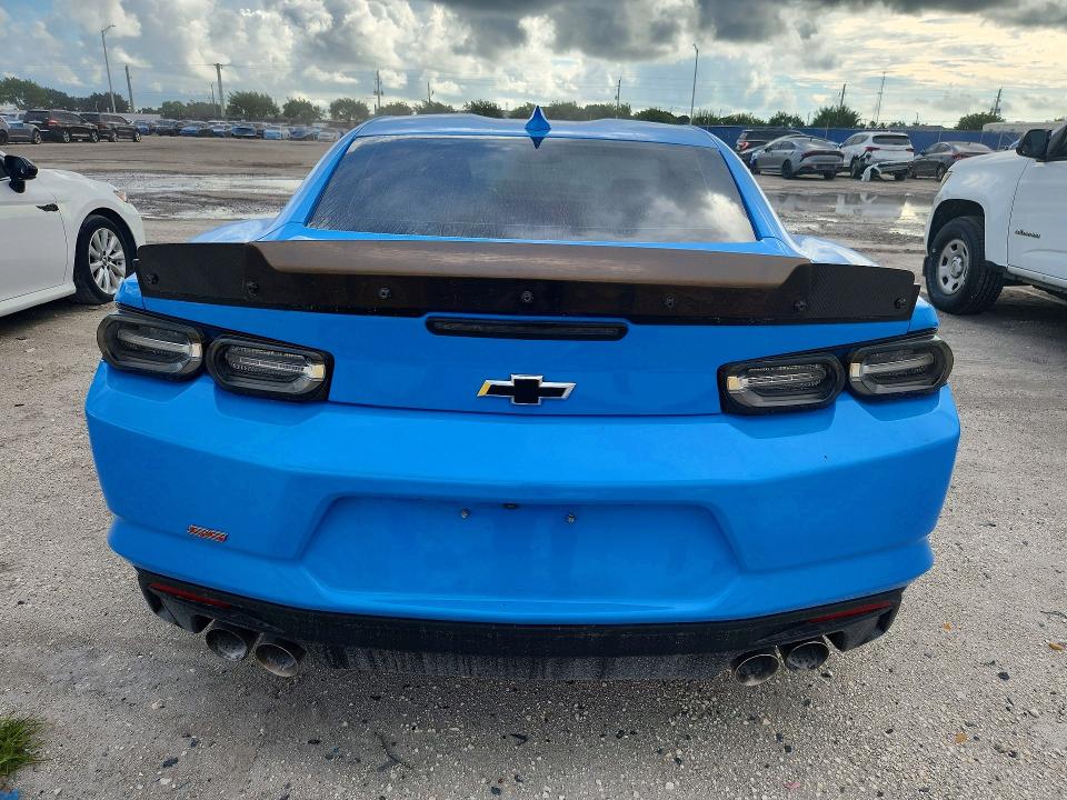 72196736 :رقم المزاد ، 1G1FF1R75N0134579 vin ، 2022 Chevrolet Camaro مزاد بيع