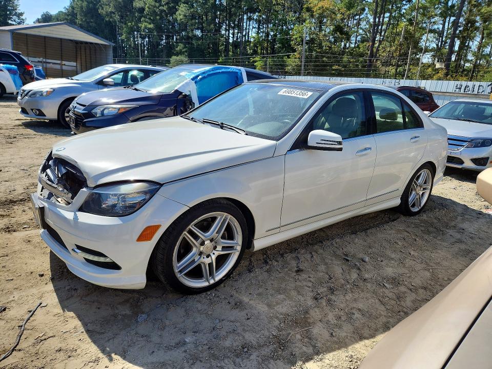 Продаж на аукціоні авто 2011 Mercedes-benz C, vin: WDDGF5EB5BA483993, номер лоту: 69851356