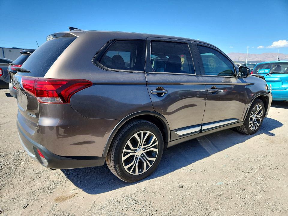 Продаж на аукціоні авто 2017 Mitsubishi Outlander, vin: JA4AD2A38HZ041927, номер лоту: 71819506