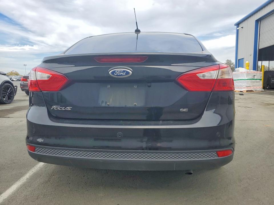 71572096 :رقم المزاد ، 1FADP3F21EL118416 vin ، 2014 Ford Focus مزاد بيع