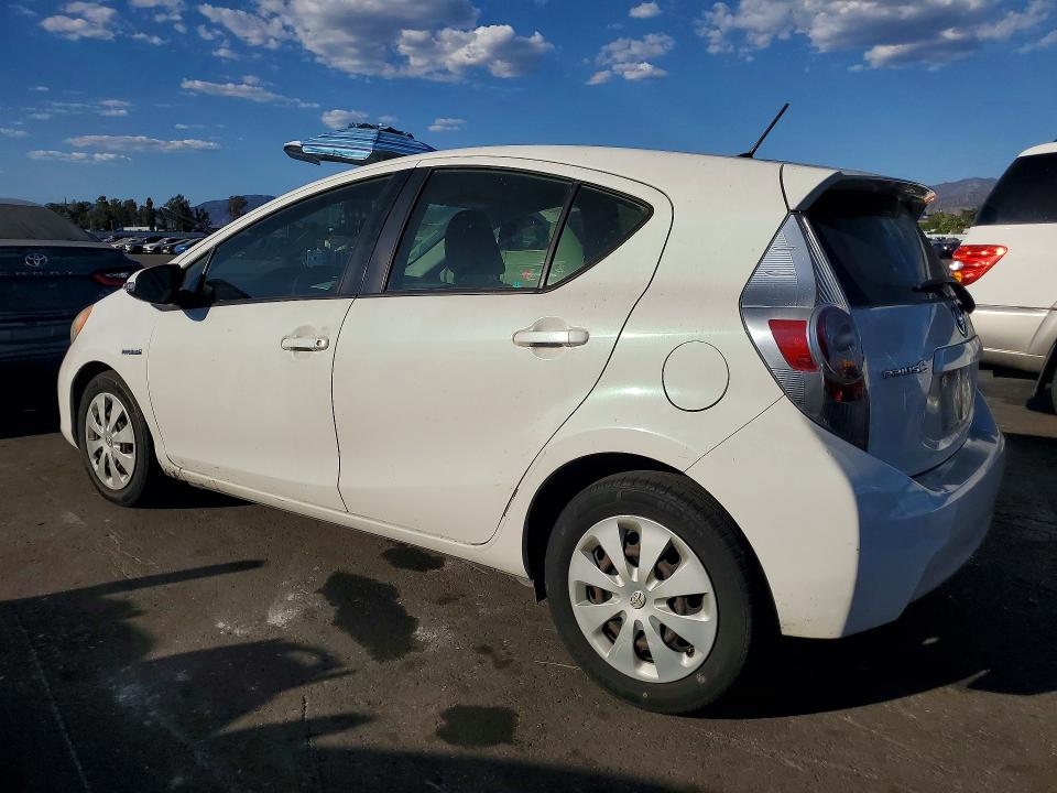 2012 Toyota Prius C მანქანა იყიდება აუქციონზე, vin: JTDKDTB37C1015681, აუქციონის ნომერი: 71772316