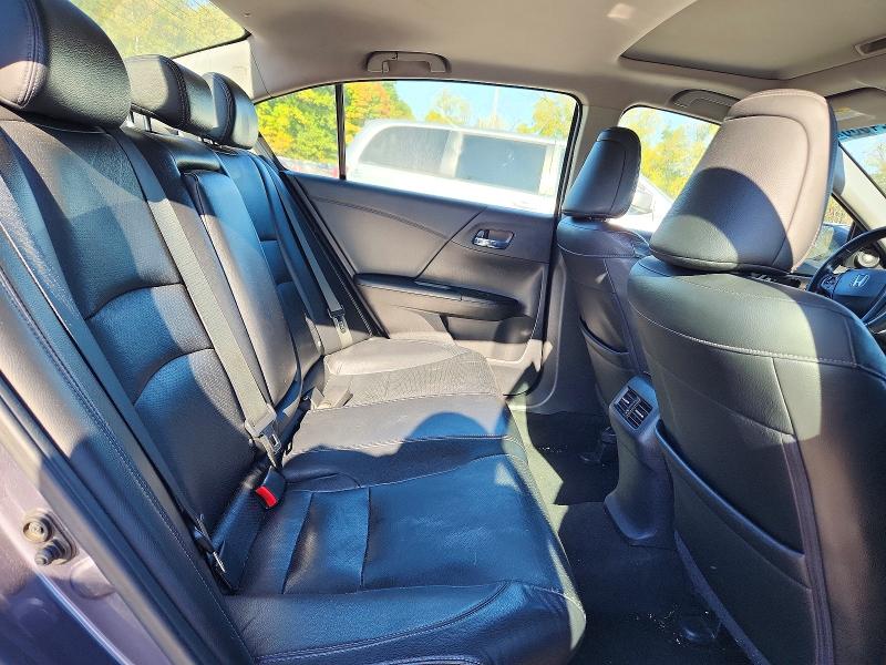 2015 Honda Accord მანქანა იყიდება აუქციონზე, vin: 1HGCR3F8XFA036686, აუქციონის ნომერი: 72324036