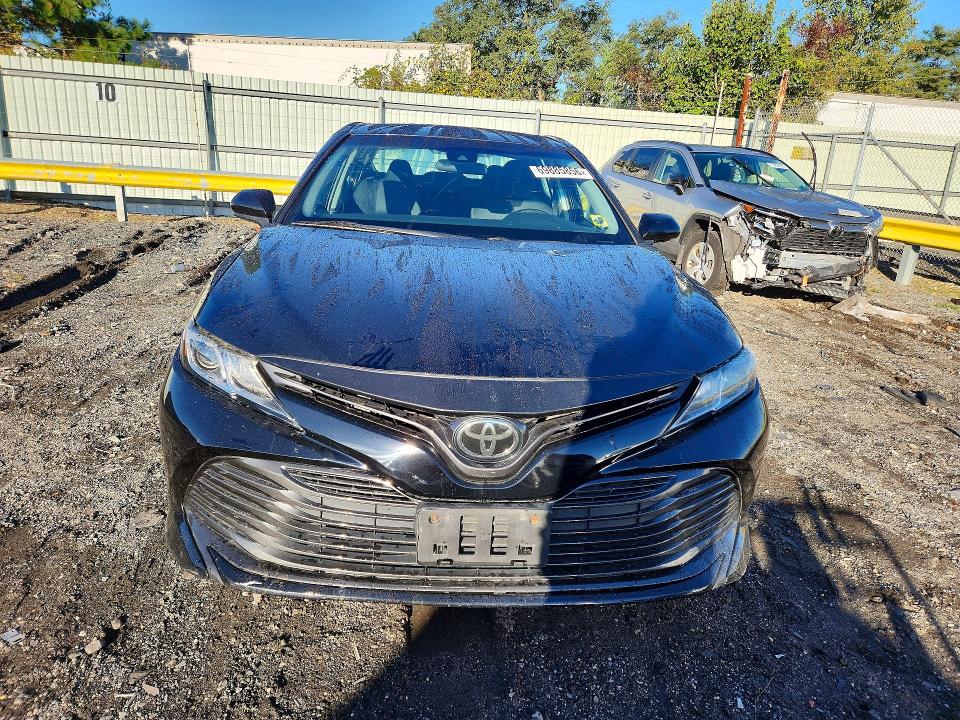 Aukcja sprzedaży 2018 Toyota Camry, vin: 4T1B11HK8JU646099, numer aukcji: 69885856