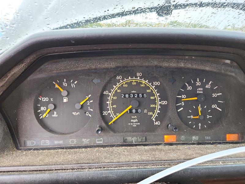 73249506 :رقم المزاد ، WDBEB28D6LB251969 vin ، 1990 Mercedes-benz 300 مزاد بيع