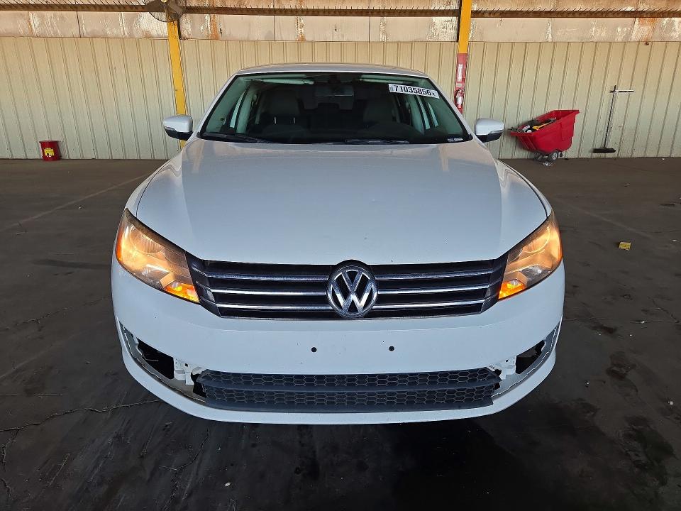 71035856 :رقم المزاد ، 1VWAP7A37DC086488 vin ، 2013 Volkswagen Passat مزاد بيع