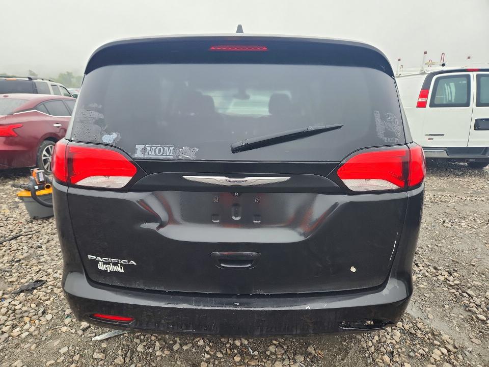 72835046 :رقم المزاد ، 2C4RC1CG9HR519756 vin ، 2017 Chrysler Pacifica مزاد بيع