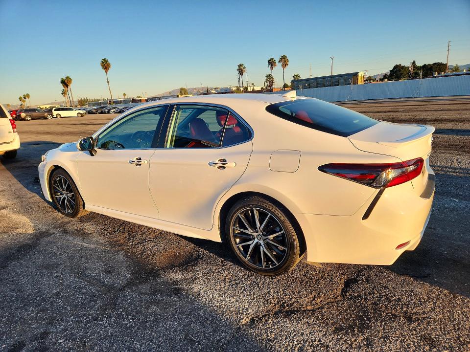 71811556 :رقم المزاد ، 4T1G11AKXPU825947 vin ، 2023 Toyota Camry مزاد بيع