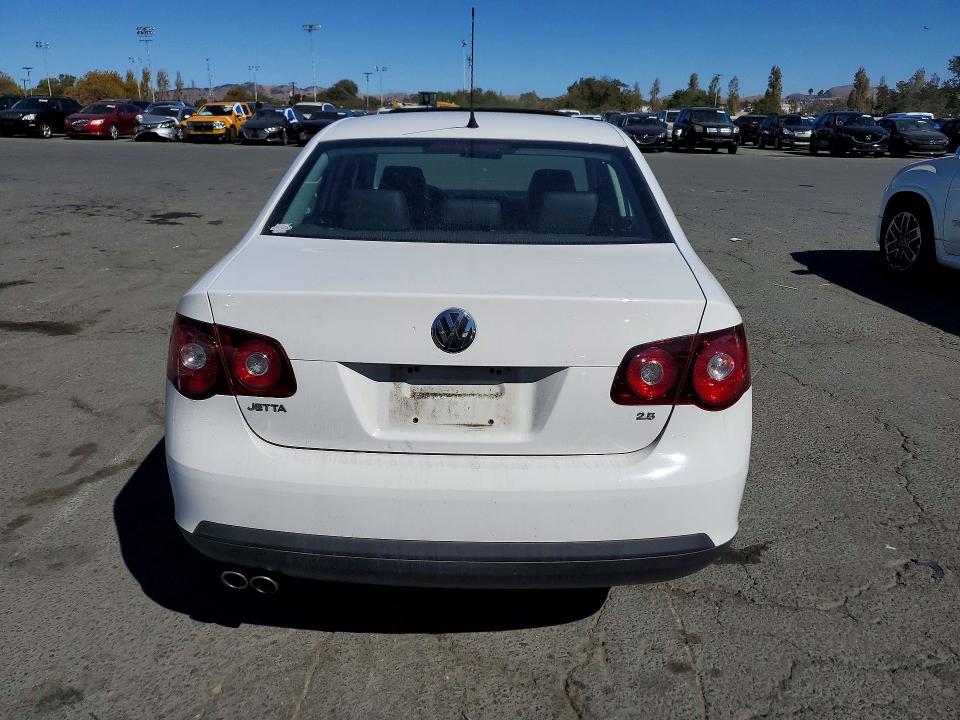 Продаж на аукціоні авто 2010 Volkswagen Jetta, vin: 3VWRZ7AJ4AM168264, номер лоту: 72953646