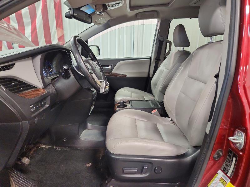 Продажа на аукционе авто 2017 Toyota Sienna, vin: 5TDDZ3DC2HS166770, номер лота: 71042476