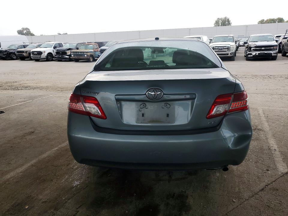 70952626 :رقم المزاد ، 4T4BF3EK8BR112934 vin ، 2011 Toyota Camry مزاد بيع