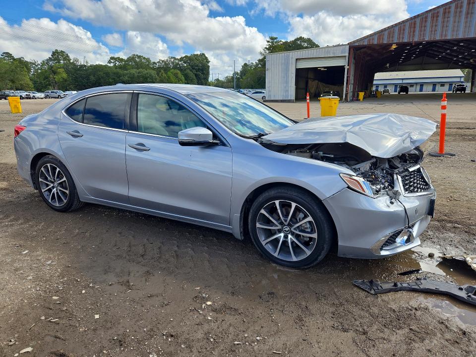 71081816 :رقم المزاد ، 19UUB2F34JA011301 vin ، 2018 Acura Tlx مزاد بيع
