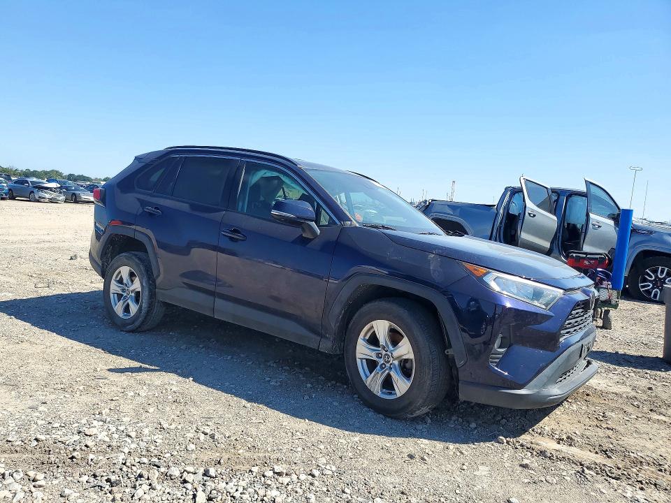 2021 Toyota Rav4 მანქანა იყიდება აუქციონზე, vin: 2T3W1RFV4MW112672, აუქციონის ნომერი: 71692636