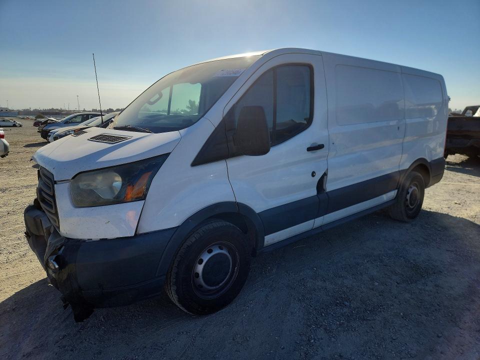 71290546 :رقم المزاد ، 1FTYE1YM9GKB17995 vin ، 2016 Ford Transit مزاد بيع