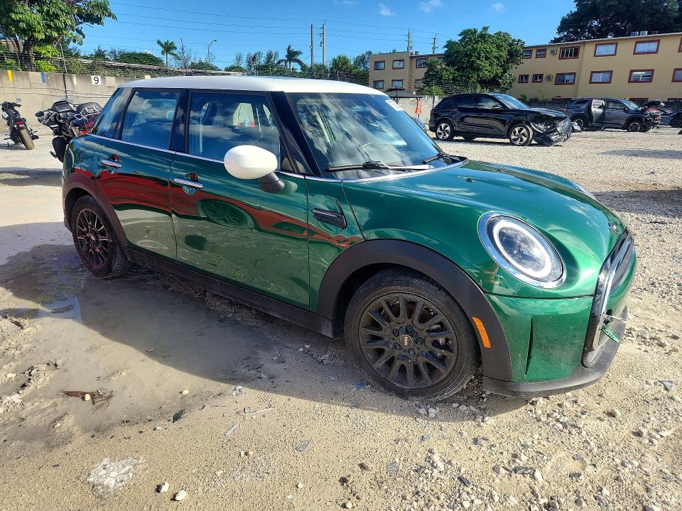 Продаж на аукціоні авто 2022 Mini Cooper, vin: WMW33DK09N2P77259, номер лоту: 73891356