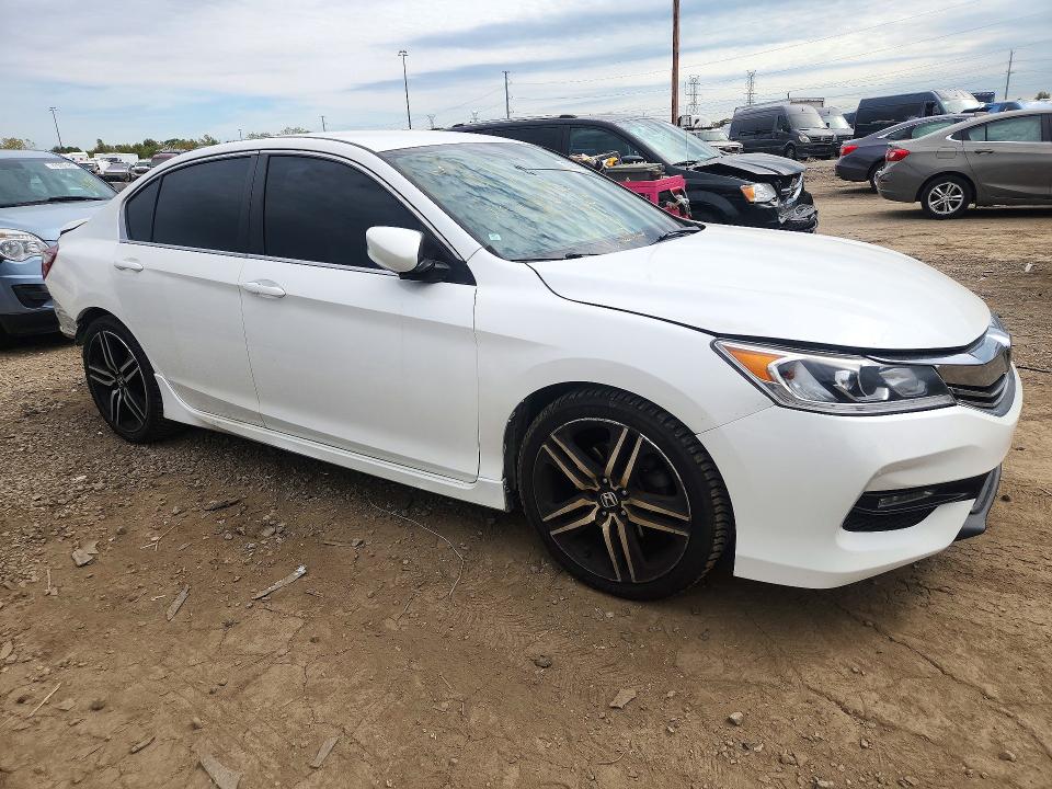 Продаж на аукціоні авто 2017 Honda Accord, vin: 1HGCR2F17HA300270, номер лоту: 72306826
