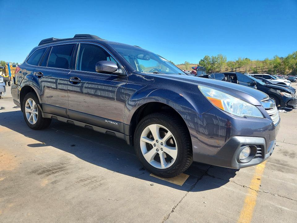 71373036 :رقم المزاد ، 4S4BRCCC6D3281775 vin ، 2013 Subaru Outback مزاد بيع
