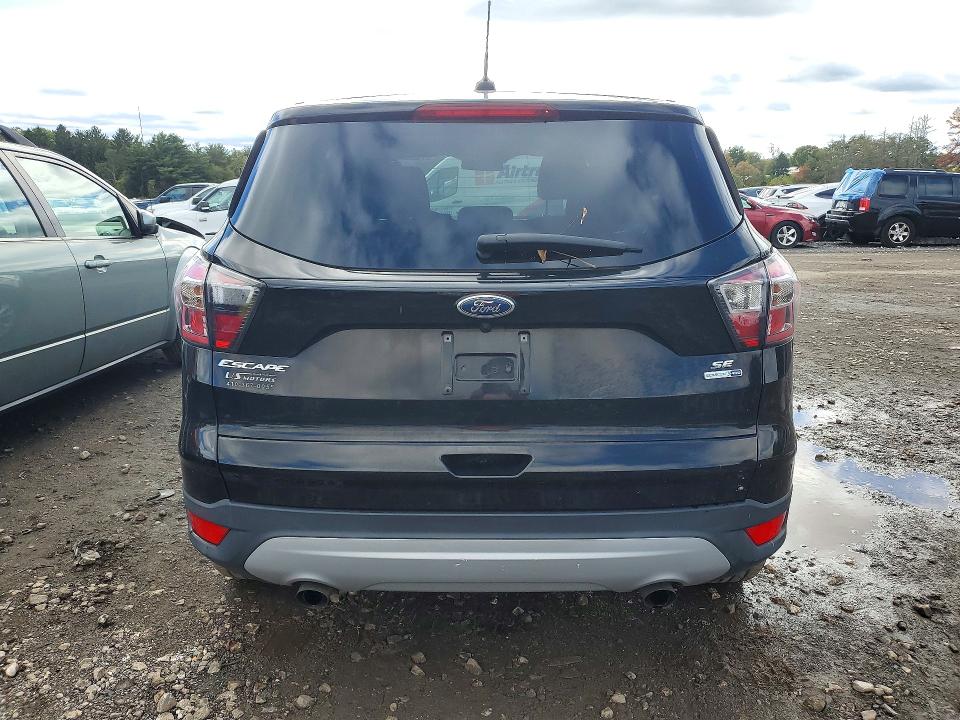 2017 Ford Escape მანქანა იყიდება აუქციონზე, vin: 1FMCU9G94HUB04212, აუქციონის ნომერი: 72585676